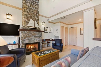 Rare opportunity to own in The Aquidneck Club Clubhouse - photo 16