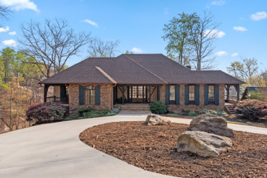 Refined Lakeside Living in this Exceptional Custom Built Home - photo 30
