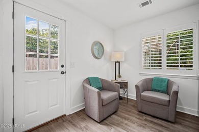 Located in Pigeon Point, this thoughtfully renovated 3-bedroom - photo 6