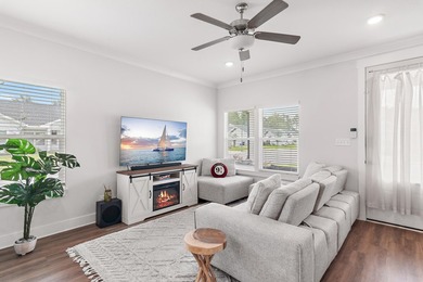 2022-built single-family home featuring 3 bedrooms, 2 baths with - photo 8