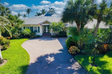 Lake Home For Sale in Fort Myers, Florida