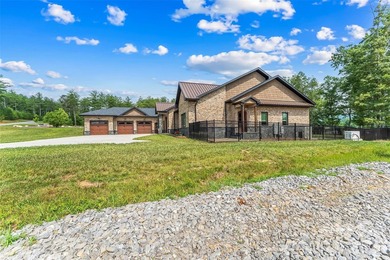 Experience ultimate luxury in this custom-built ranch home - photo 5