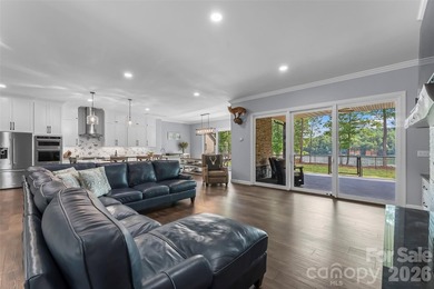 Experience ultimate luxury in this custom-built ranch home - photo 6