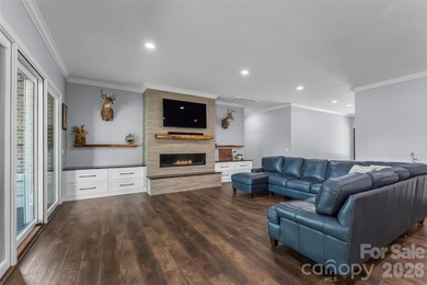 Experience ultimate luxury in this custom-built ranch home - photo 7
