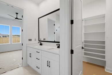 Welcome to the Alana II, a thoughtfully designed residence - photo 5
