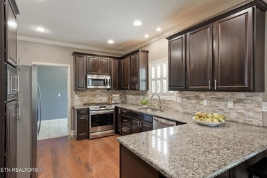 Come see this wonderful two-story home with 4 bedrooms and a - photo 18