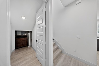 Welcome to this gorgeous 2024-built home in a no HOA - photo 19