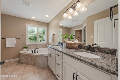 Come see this wonderful two-story home with 4 bedrooms and a - photo 27