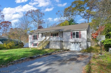 Upper Greenwood Lake Home Sale Pending in West Milford New Jersey