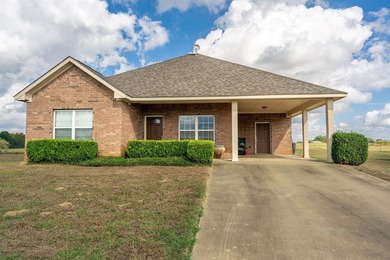 Lake Bob Sandlin Home Active Under Contract in Pittsburg Texas