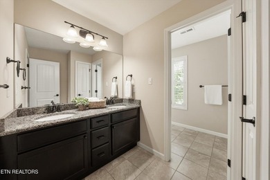 Come see this wonderful two-story home with 4 bedrooms and a - photo 33
