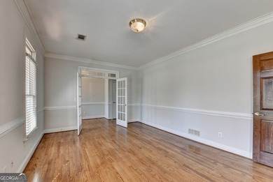 Bring the family & the animals to this small Gentleman's farm! A