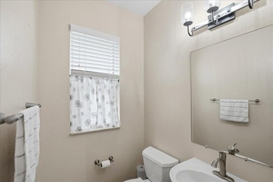 Discover this beautiful three bedroom 2.5 bath, 2.5-bath - photo 19