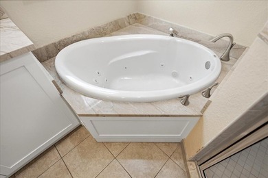 Discover this beautiful three bedroom 2.5 bath, 2.5-bath - photo 26