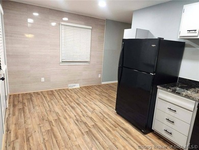 Completely remodeled in 2021 and move-in ready! This beautifully - photo 5