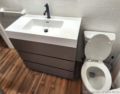 Completely remodeled in 2021 and move-in ready! This beautifully - photo 6