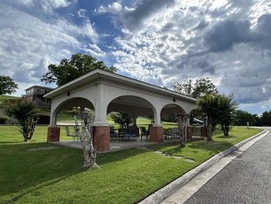 Enjoy easy, ground-level living in this beautifully maintained - photo 46