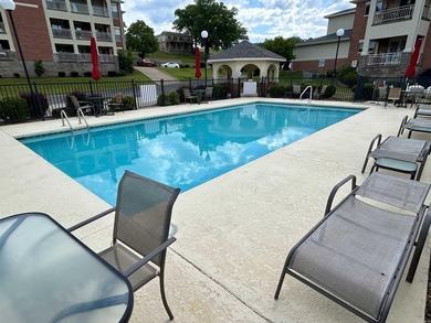 Enjoy easy, ground-level living in this beautifully maintained - photo 47
