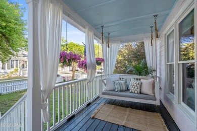 Spacious and versatile ~ this FIVE bedroom / 3 full bath - photo 4