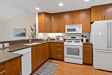 This sophisticated Glen Lake townhome is nestled in a quiet - photo 10