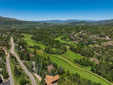 Luxury Golf Course Estate on Rollingstone Ranch. Experience the - photo 50