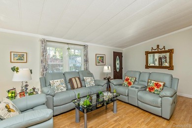 Welcome to easy, low-maintenance living in this well-maintained - photo 9