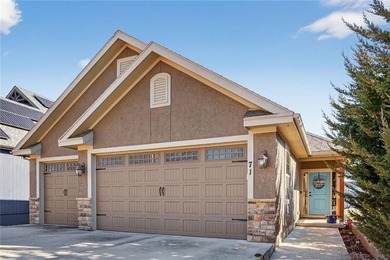 Lake Tapawingo Home Sale Pending in Lake Tapawingo Missouri