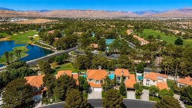 Exceptional Value! This beautifully fully remodeled 3,010 sq. ft - photo 3