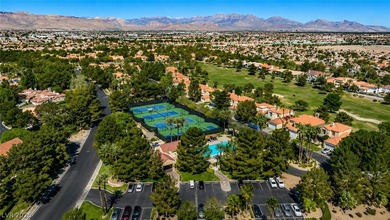 Exceptional Value! This beautifully fully remodeled 3,010 sq. ft - photo 4