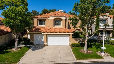 Exceptional Value! This beautifully fully remodeled 3,010 sq. ft - photo 9