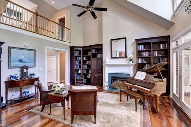 Welcome home- 5 bedrooms, 4 car-garage, oasis back yard, heated - photo 11