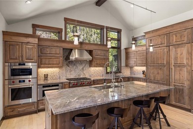 A rare offering in Keystone's prestigious Alders neighborhood - photo 12