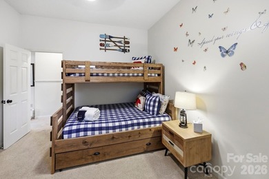 LAKE LURE LAKEFRONT HOME WITH BEAUTIFUL MOUNTAIN VIEWS! This 3 - photo 22