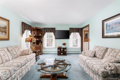 Welcome to this beautiful 4-bedroom, 2.5-bath Colonial located - photo 5