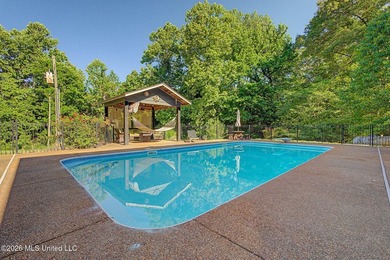 3 ACRES*INGROUND SALTWATER POOL*3 BEDROOM DETACHED APARTMENT * - photo 12