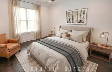 Better than new! Perfectly situated on a quiet cul-de-sac lot & - photo 14
