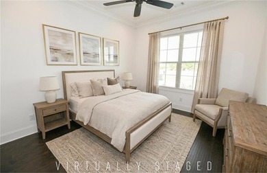 Better than new! Perfectly situated on a quiet cul-de-sac lot & - photo 16