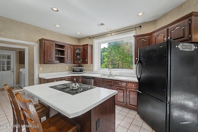 3 ACRES*INGROUND SALTWATER POOL*3 BEDROOM DETACHED APARTMENT * - photo 18