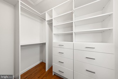 Nestled in the exclusive LEHYC section of Beach Haven, this - photo 47