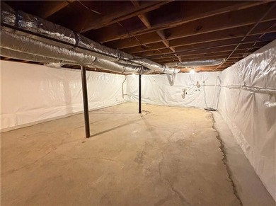 Welcome home to this charming home Featuring an inviting - photo 19