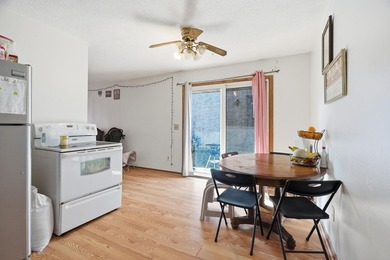 Nice twin home situated on a large corner lot, ideal for - photo 9