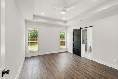 Welcome to this stunning new construction home located in Cedar - photo 20