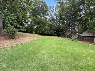 Welcome home to this charming home Featuring an inviting - photo 22