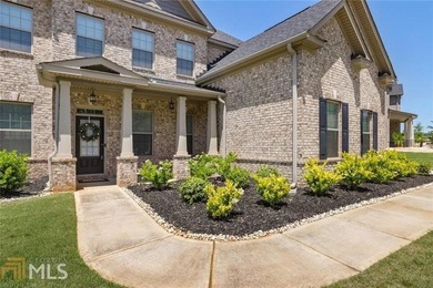 Approved Short Sale- Welcome to 6857 Louis Drive, a beautiful - photo 3