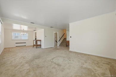 Enjoy the best of the LONG BEACH LIFESTYLE in this SPACIOUS - photo 6