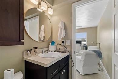 Exceptional opportunity to own an 8-unit fully renovated - photo 15
