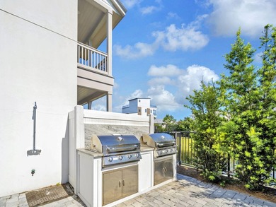 Experience the perfect blend of luxury, location, and lifestyle - photo 31