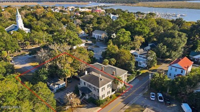 Located in the heart of Beaufort's Historic District, 1214 King - photo 1
