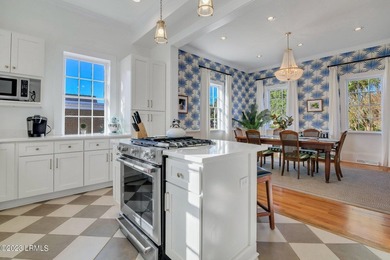 Located in the heart of Beaufort's Historic District, 1214 King - photo 6