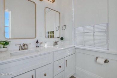 Located in the heart of Beaufort's Historic District, 1214 King - photo 9